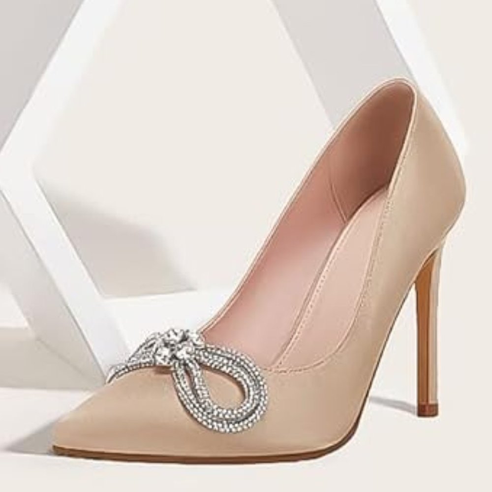 COUTGO Rhinestone Bow Champagne Satin Dress Shoes ๐ฅ NEW IN BOX! ๐ฅ Size 7.5 - Picture 3 of 12